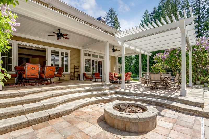 pergola with sitting lounge